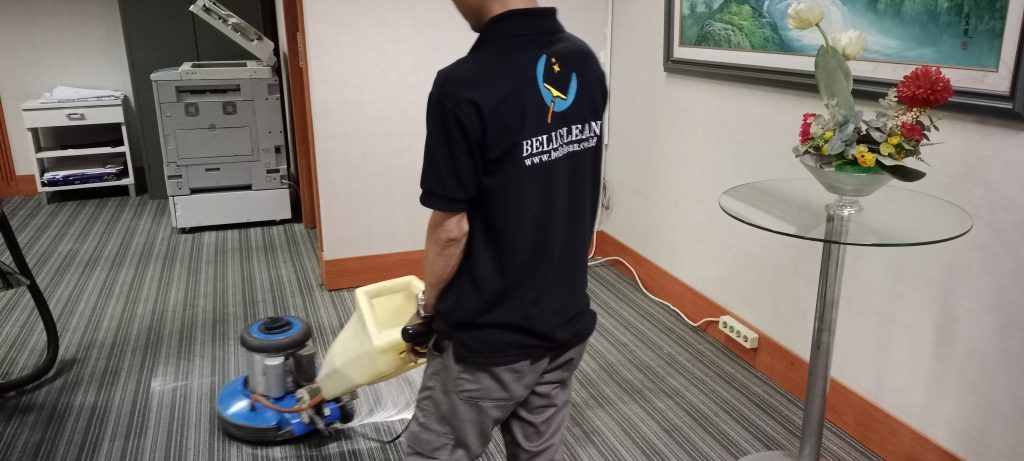 Jasa Cuci Karpet Kantor Masjid Permadani