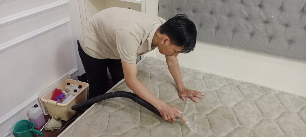 Jasa Cuci Springbed di Bojong Sari Depok